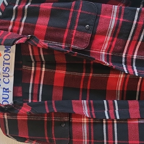 Button down - Picture 3 of 4